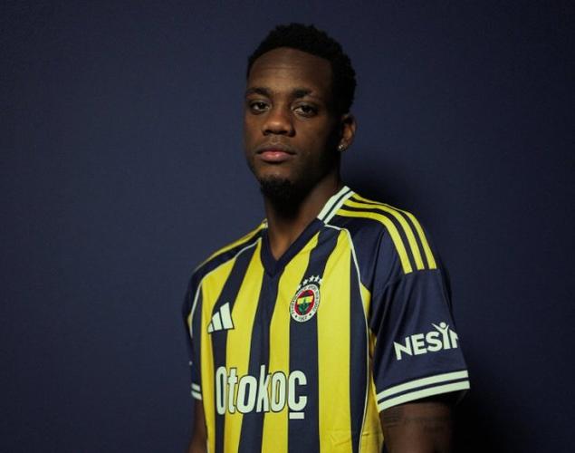 记者:有一家俱乐部对杜兰提出报价,他在等费内巴切的决定插图 记者:有一家俱乐部对杜兰提出报价,他在等费内巴切的决定插图